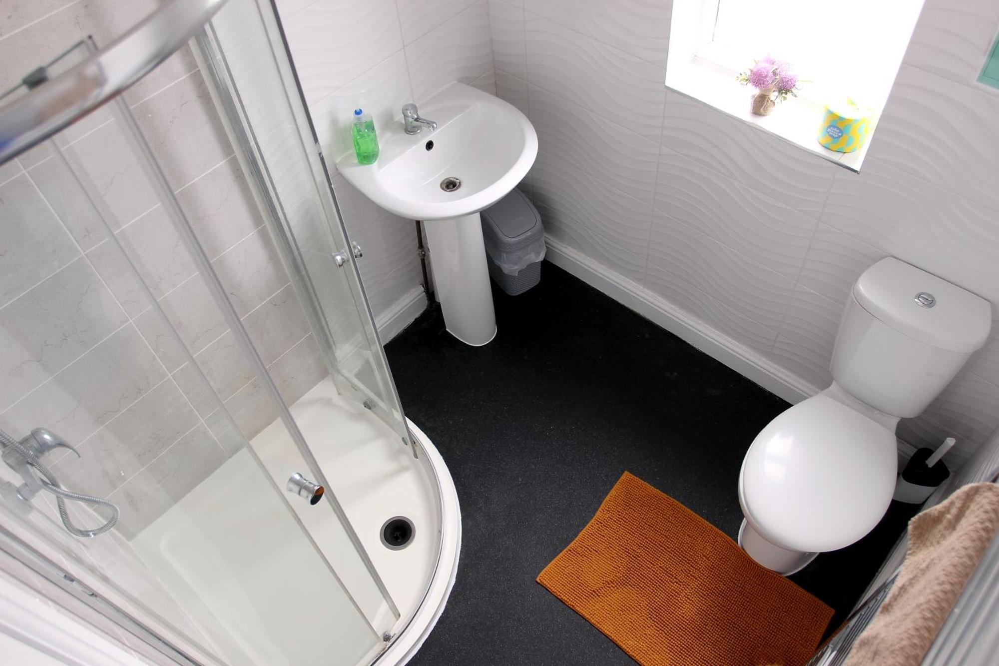 House Share With Few Ensuite Rooms Near Southmead Bristol Dış mekan fotoğraf